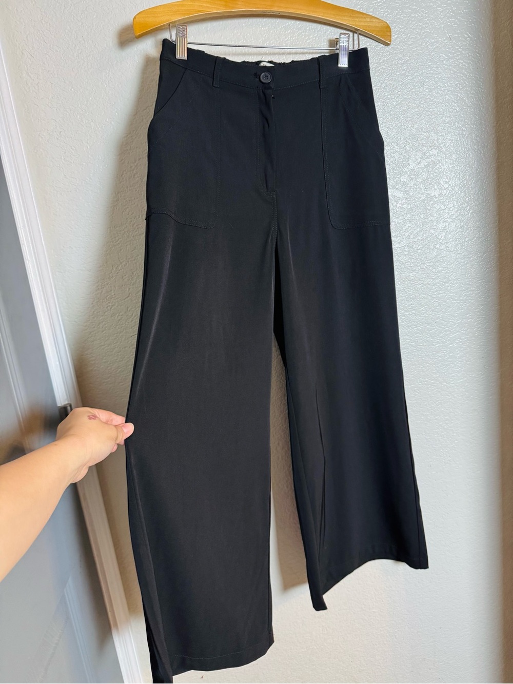 Max Studio Cropped Wide Leg Trousers